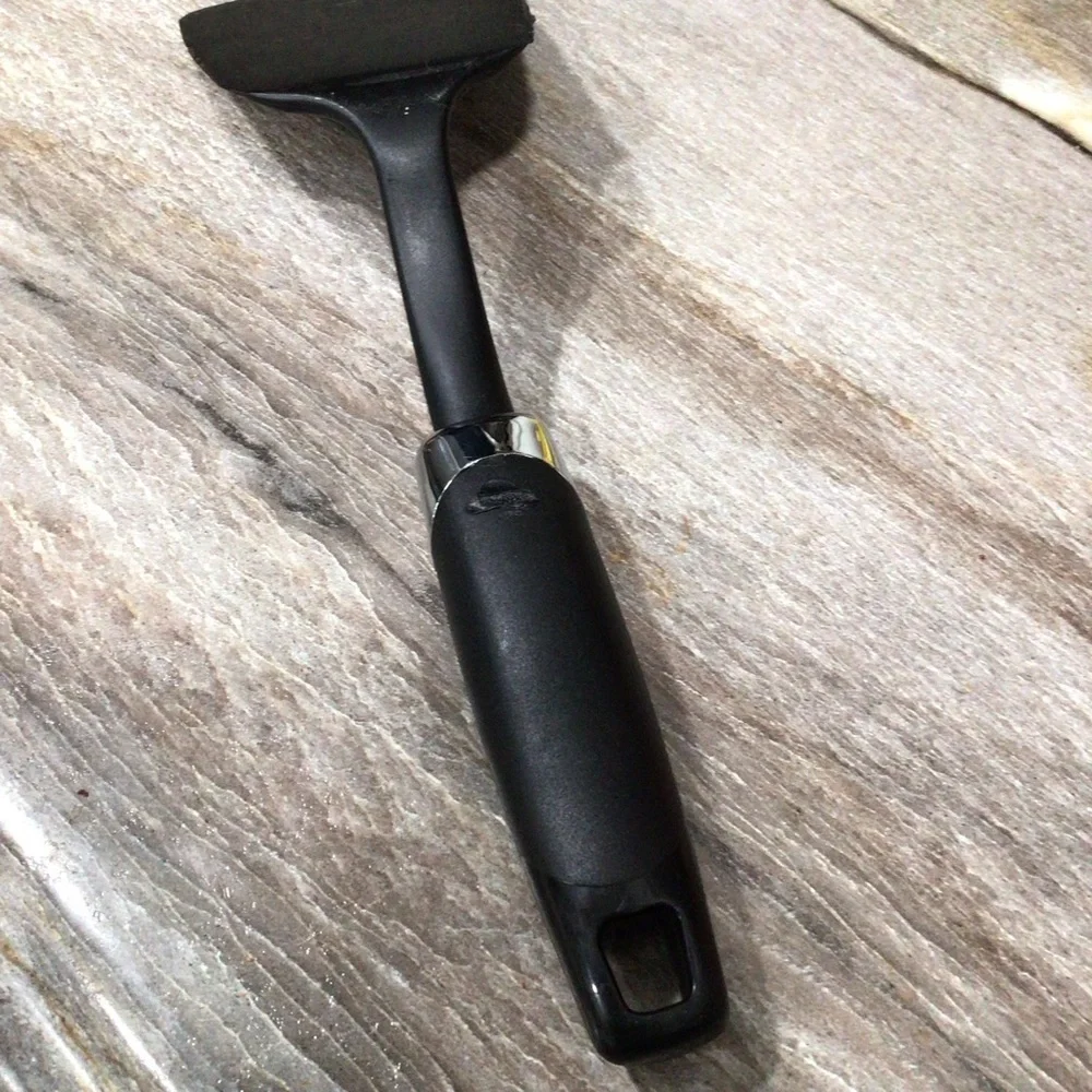 Farberware Professional Heat Resistant Short Spatula Black Plastic Turner